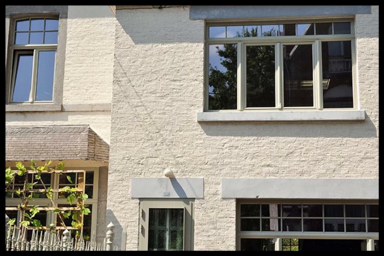 Een Thuis In De Condroz Waulsort Экстерьер фото